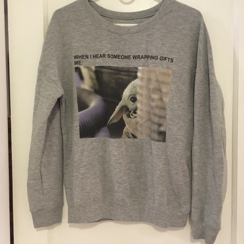 Star Wars Grogu Baby Yoda Sweatshirt. Size Small.